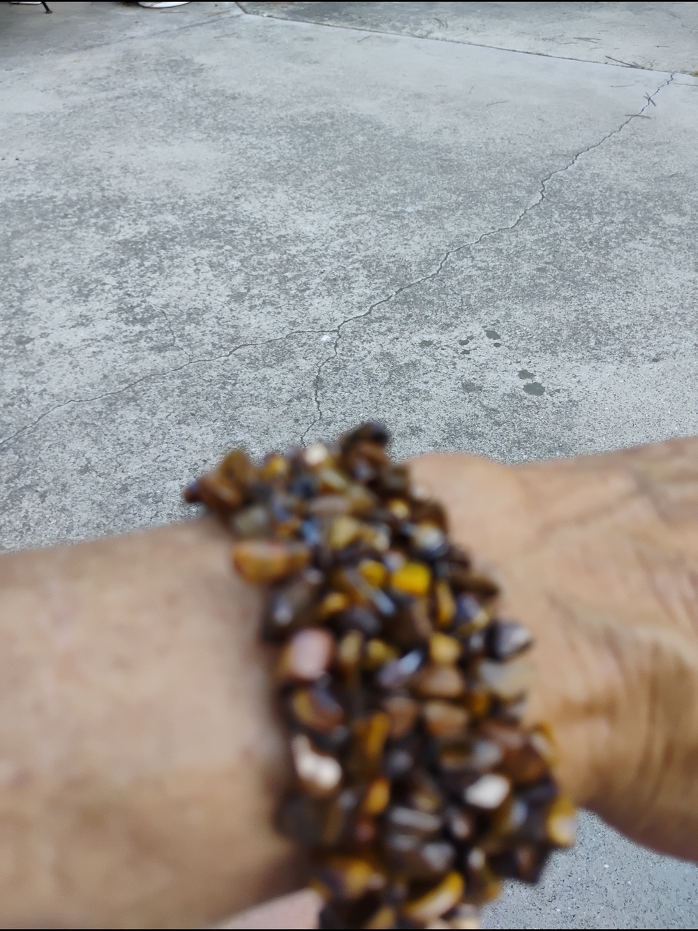 Stunning Brown and Gold Chip Beaded Stretch Bracelet